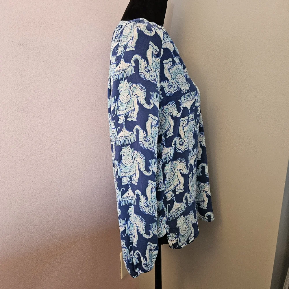 Lilly Pulitzer Martinique Elephant Print Blouse 🩵 Size XS - Picture 4 of 9